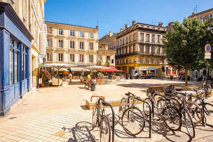 Old town city square in Bordeaux