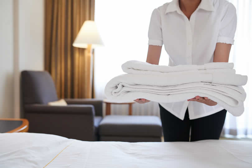 hotel bedroom service