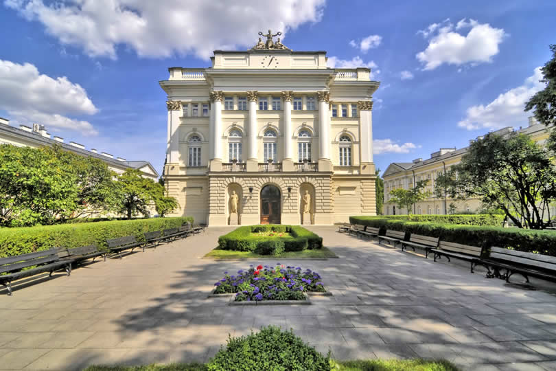 Uniwersytet warszawski building in Warsaw