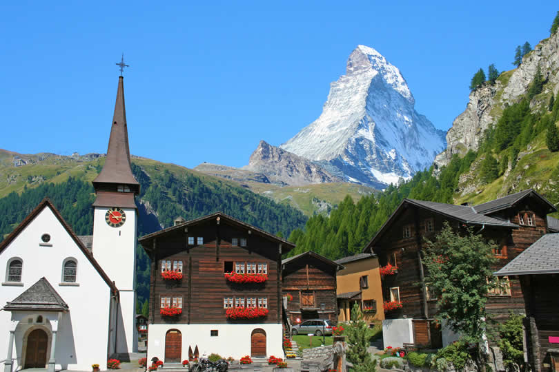 Zermatt city centre and Matterhorn